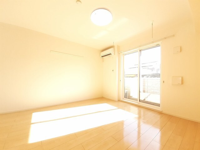  カメリア・フォーリスト