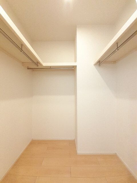  カメリア・フォーリスト