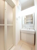  シャトー　ドゥ　湊V