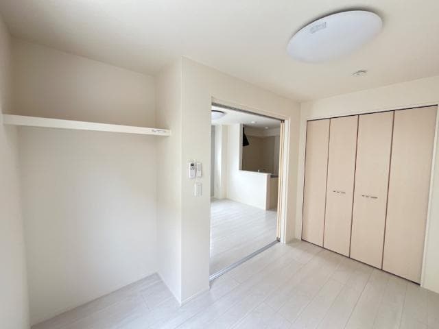 室内 ウィスタリア