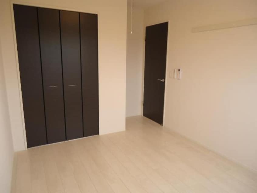 洋室 ヴィラ　カン