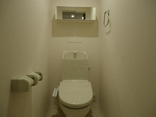 シャワー付トイレ ヴィラ　カン