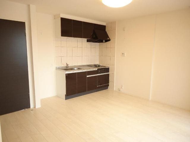 リビング ヴィラ　カン