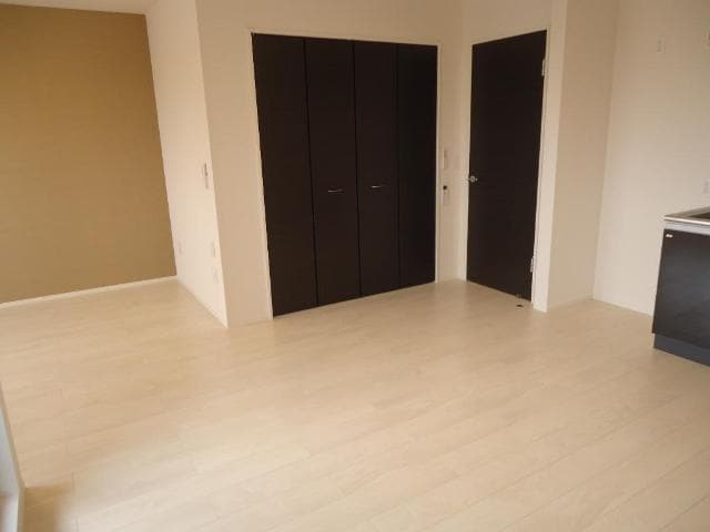 室内 ヴィラ　カン