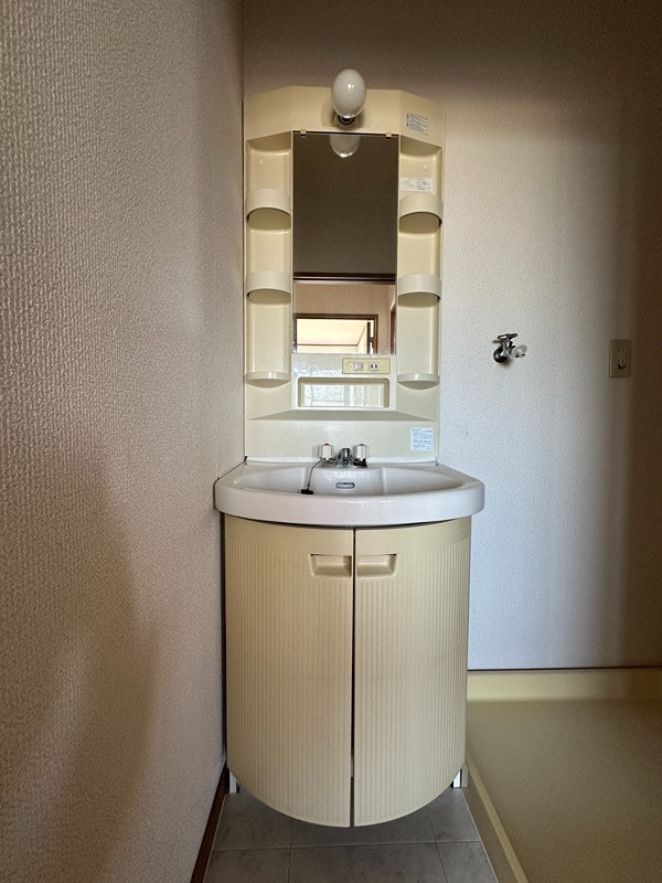 洗面化粧台 グランパレ