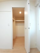  クレメント　ヴィラ　II