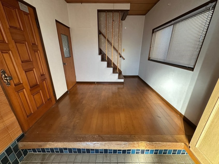 玄関ホール 西本町戸建