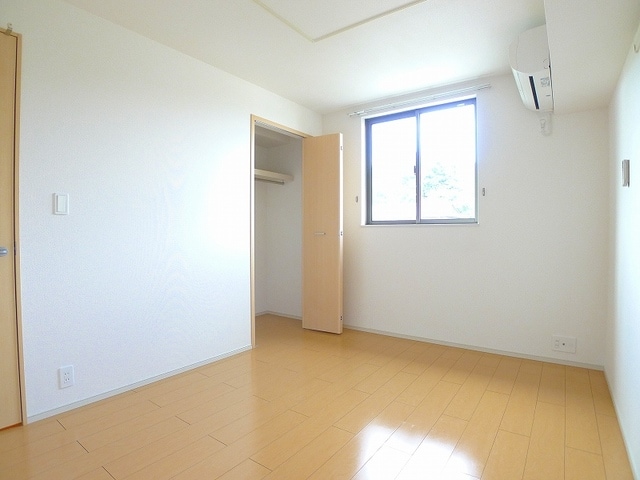  ファミーユとりやま