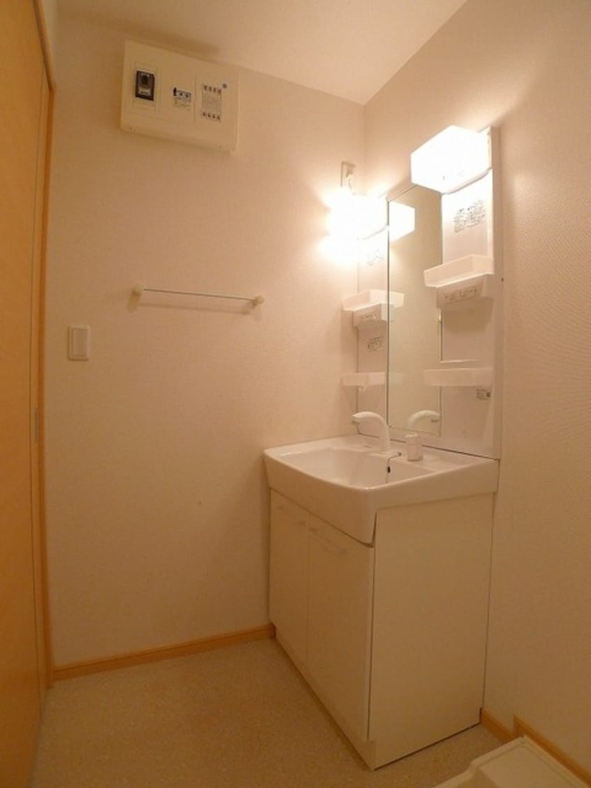  ファミーユとりやま