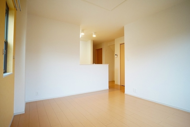  チャンプ　ヴィレージ　Ａ