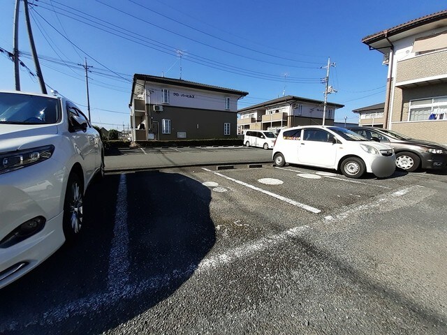  クローバーヒルズＢ