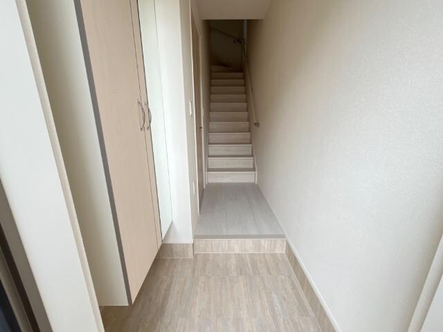 玄関 ウィスタリア