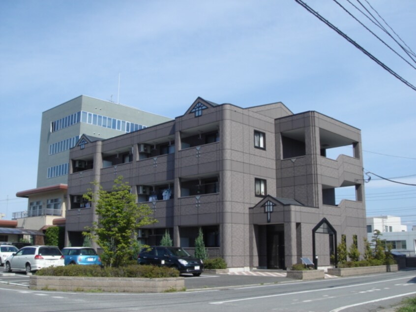 外観写真（昼） レジオン・ドヌール