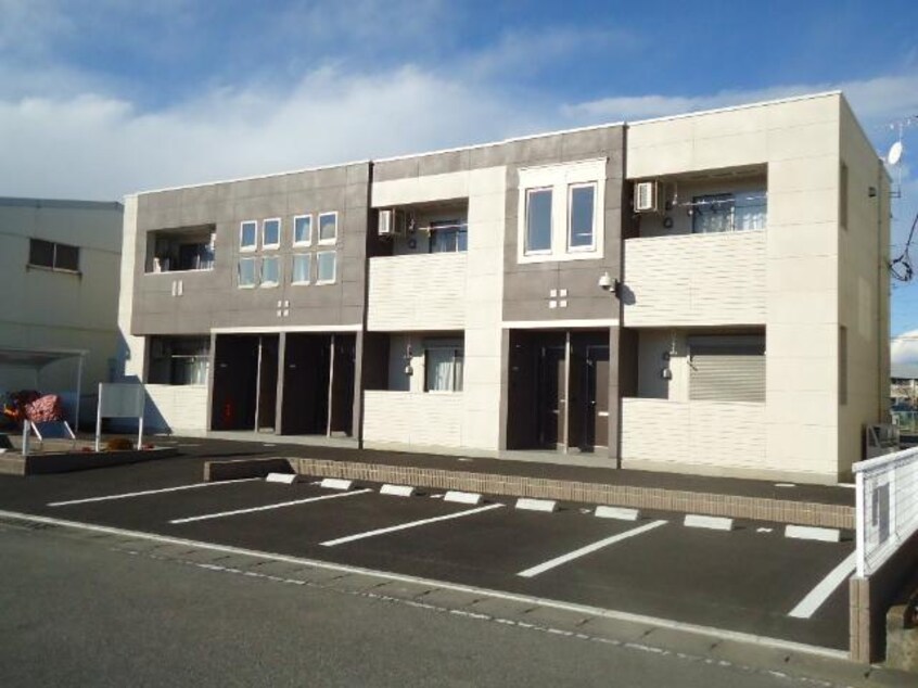 外観写真（昼） リーフII