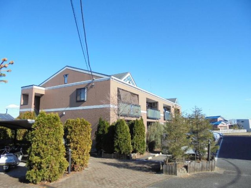 外観写真（昼） グリーンパークＢ棟