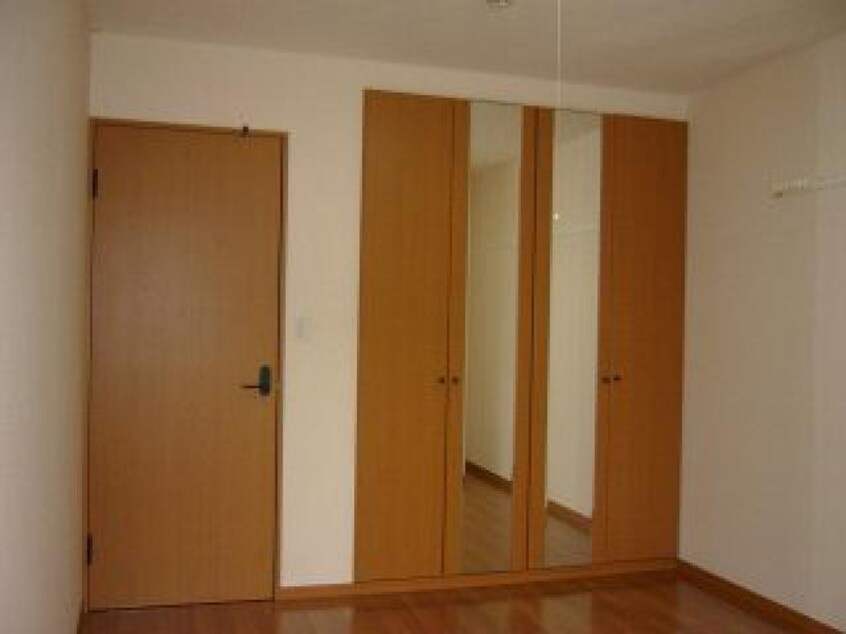 クローゼット グリーンパークＢ棟