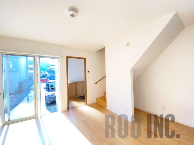  東出（南）貸家