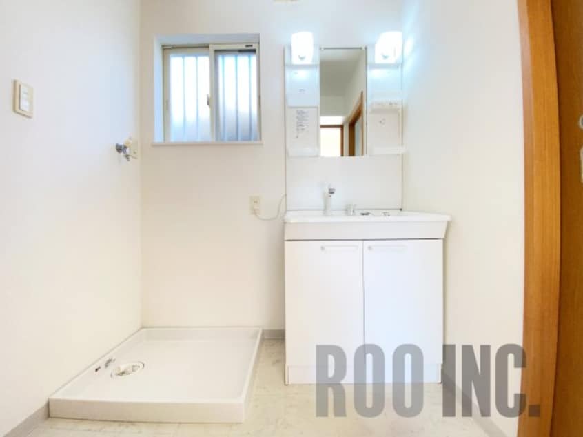  東出（南）貸家