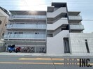 フランディル・オーラ五軒邸の外観