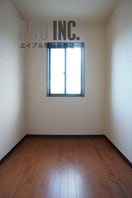 納戸は約３帖になります 構3丁目貸家