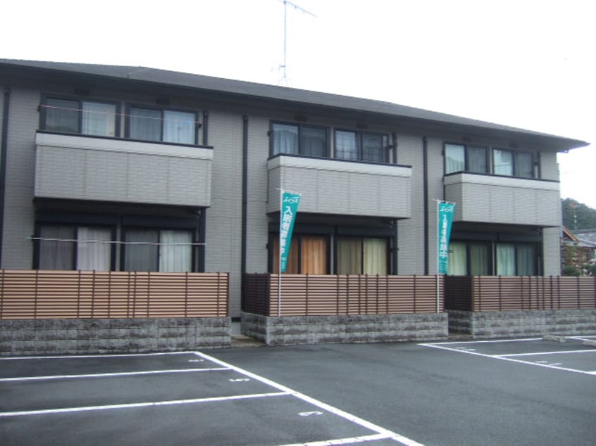  ソレジオ横田