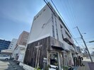 鳩岡ビルの外観