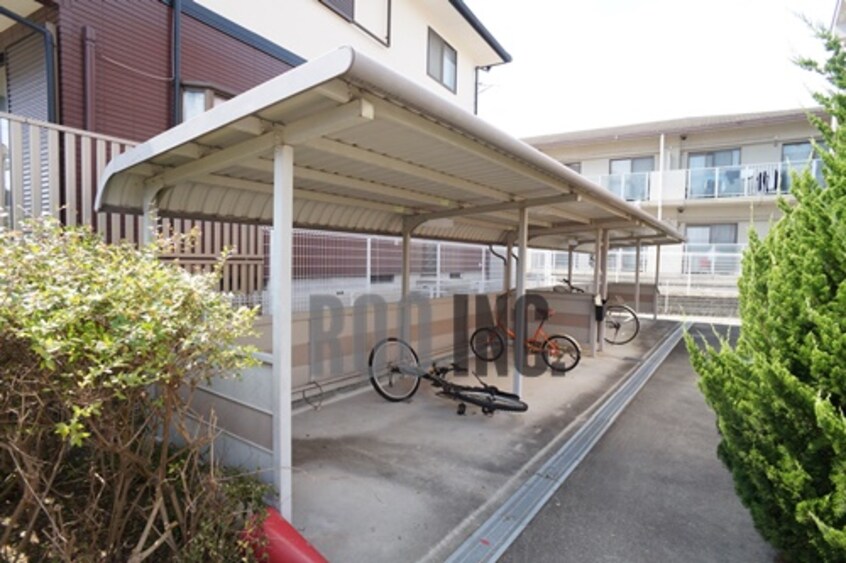  エトワール龍野B