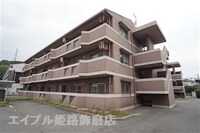 ロイヤルメゾン白浜A