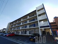 カンパーナ城の東