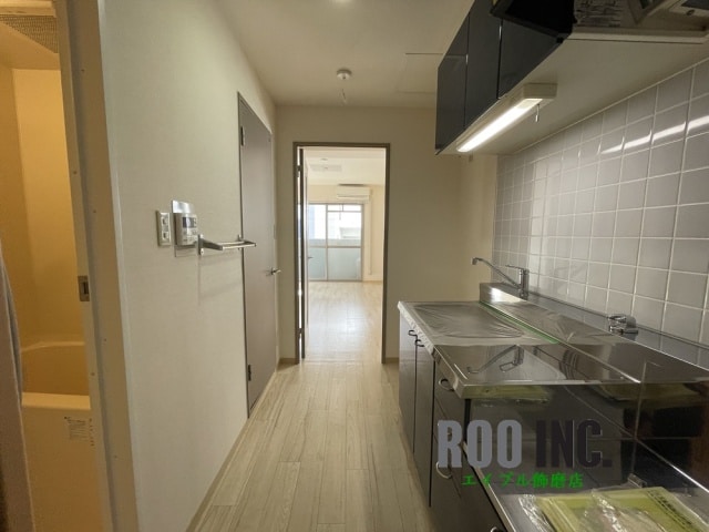  アルジャン・トゥール