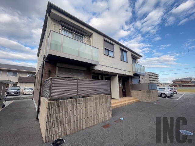  シャーメゾン荒川