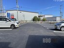  ザ・ビレッジグリーン飾東