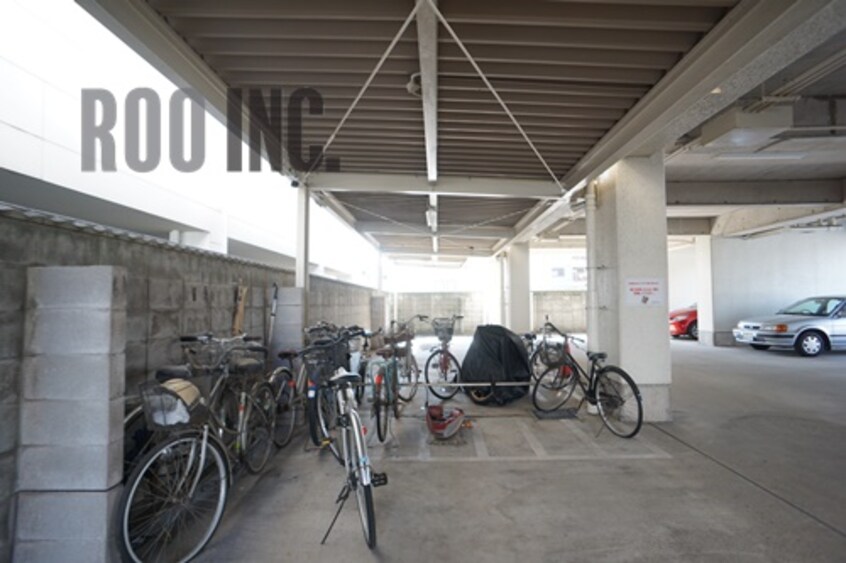  ハッピーコート三宅