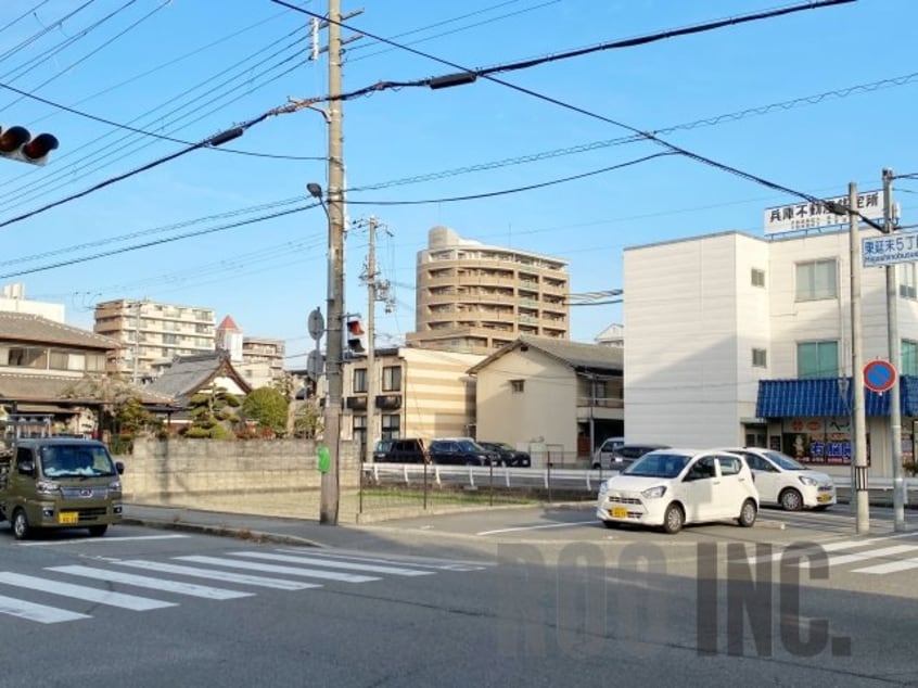 その他飲食（ファミレスなど）まで100m※近隣道路 プレステージ姫路ラフィーネ