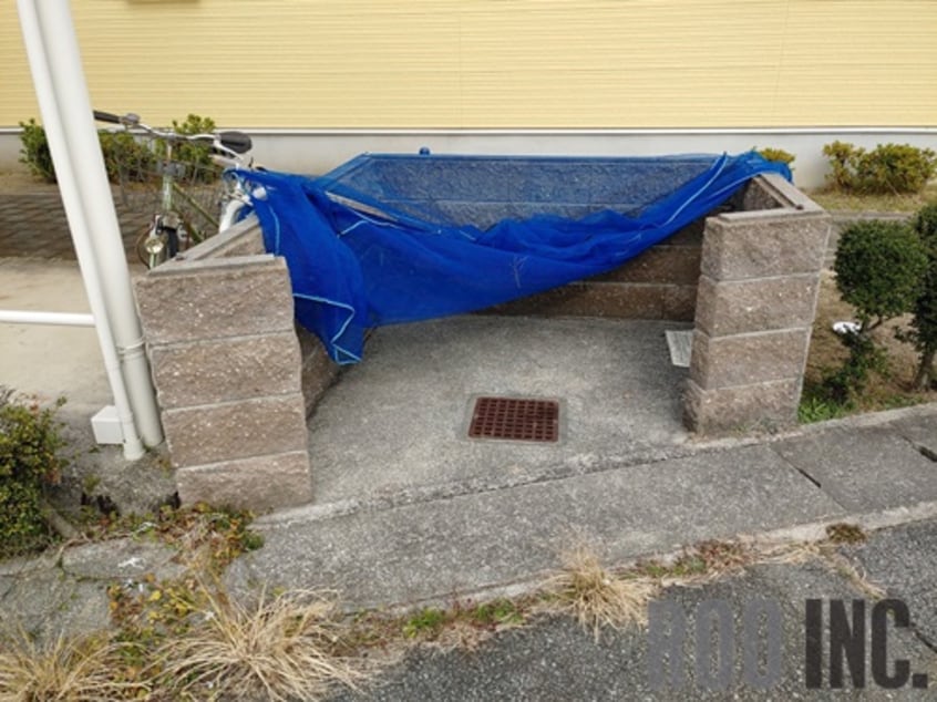  リバーサイドヴィラ西館