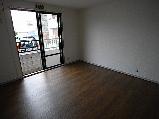  ハイツリンデンバン