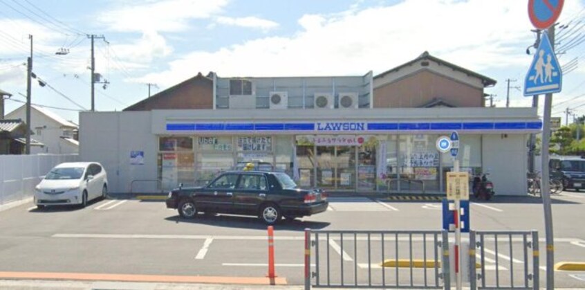 コンビニまで585m※ローソン　姫路白浜町店 セジュール白浜　A棟