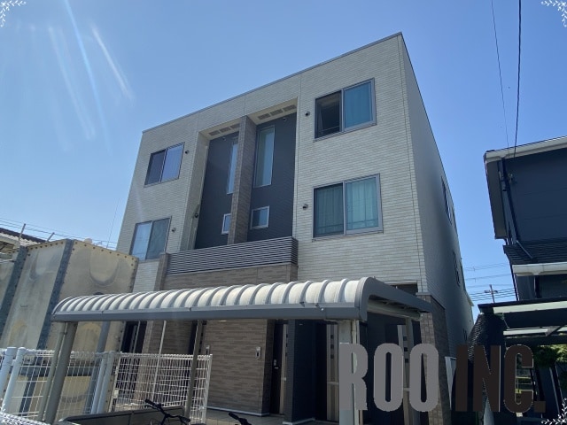  アーバン・ヒルズ