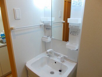  プラシード三宅