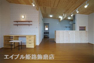  リアンハウス今在家北