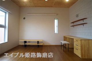  リアンハウス今在家北