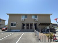 シロフィーマ　メゾン　A棟