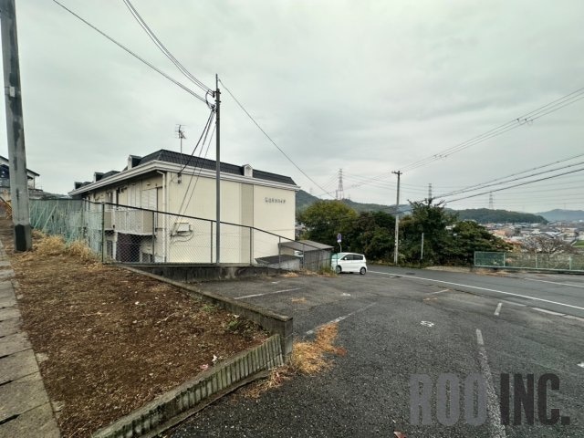  西山サンハイツ