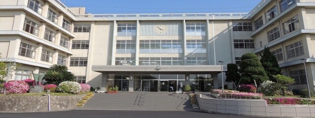高等学校/高等専門学校まで2300m※姫路市立飾磨高等学校 メゾンレフォルテ