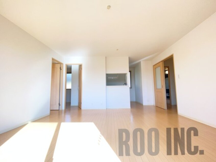  シャルマン　パレス