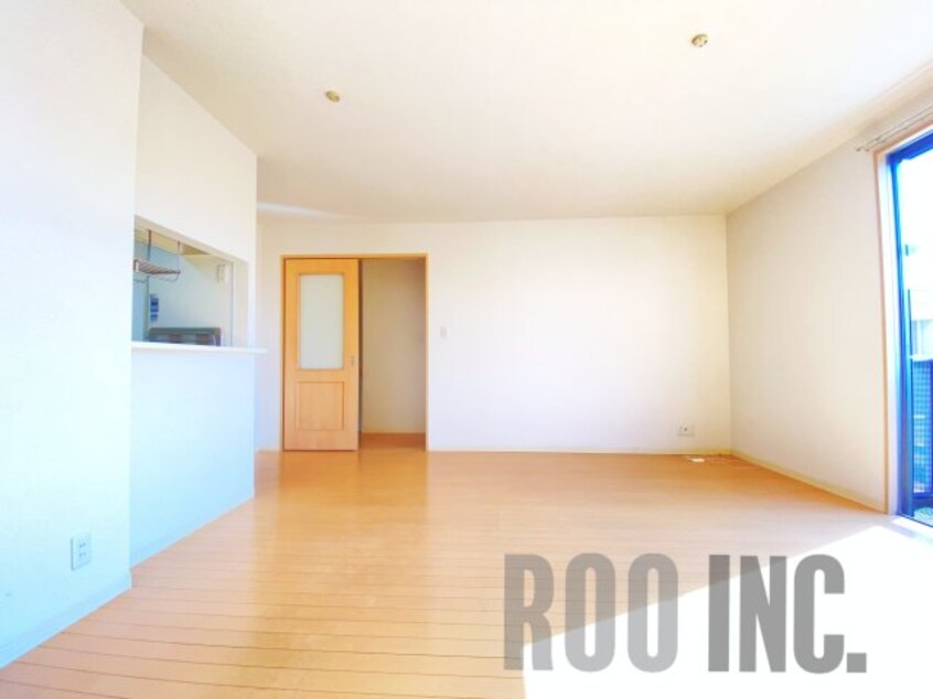  シャルマン　パレス