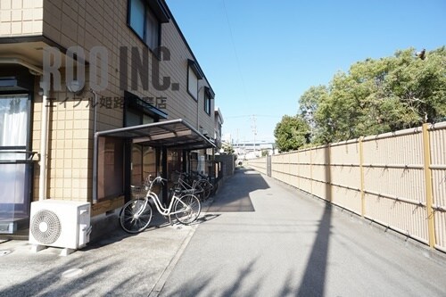 その他飲食（ファミレスなど）まで10m※前面道路 ヘーベル八代