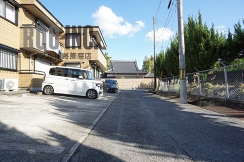 その他飲食（ファミレスなど）まで10m※前面道路 ヘーベル八代