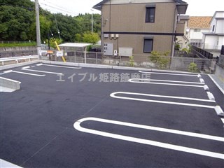  ボヌールひかりが丘