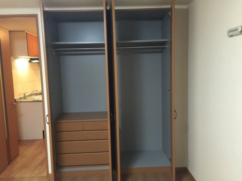 写真は反転のお部屋です ダンデライオン